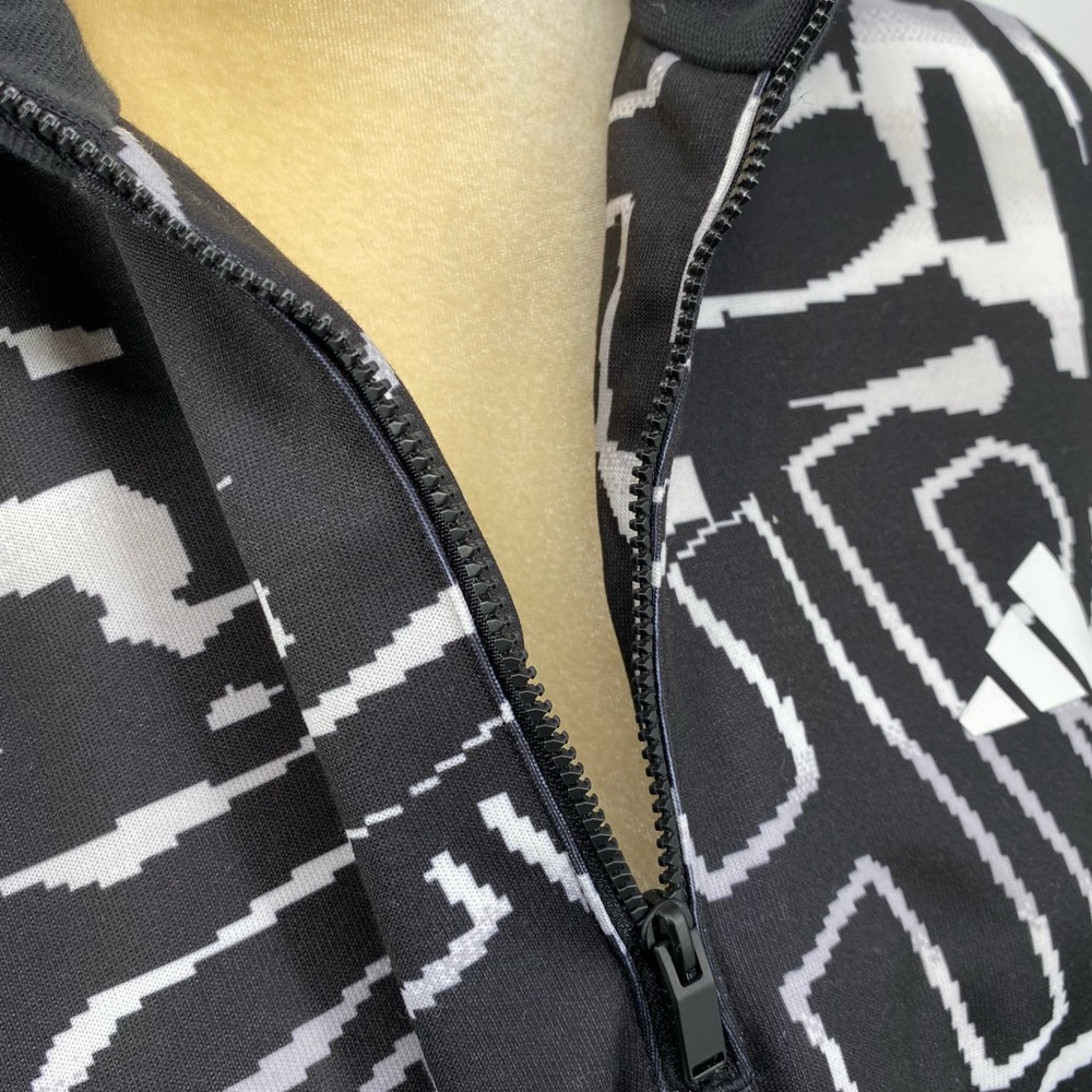 ADIDAS Women’s Halfzip Graphic Sweatshirt Black Size XL - Picture 11 of 16